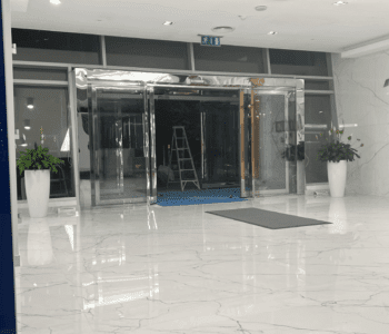 Glass room with the steel cladding with auto door 350x300 1